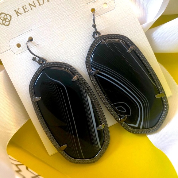 NWOT RARE & Retired Kendra Scott Danielle Earrings Black Banded Agate & Gunmetal - Picture 10 of 14